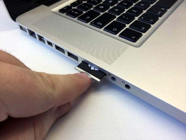 Nifty MiniDrive MacBook MicroSD Card