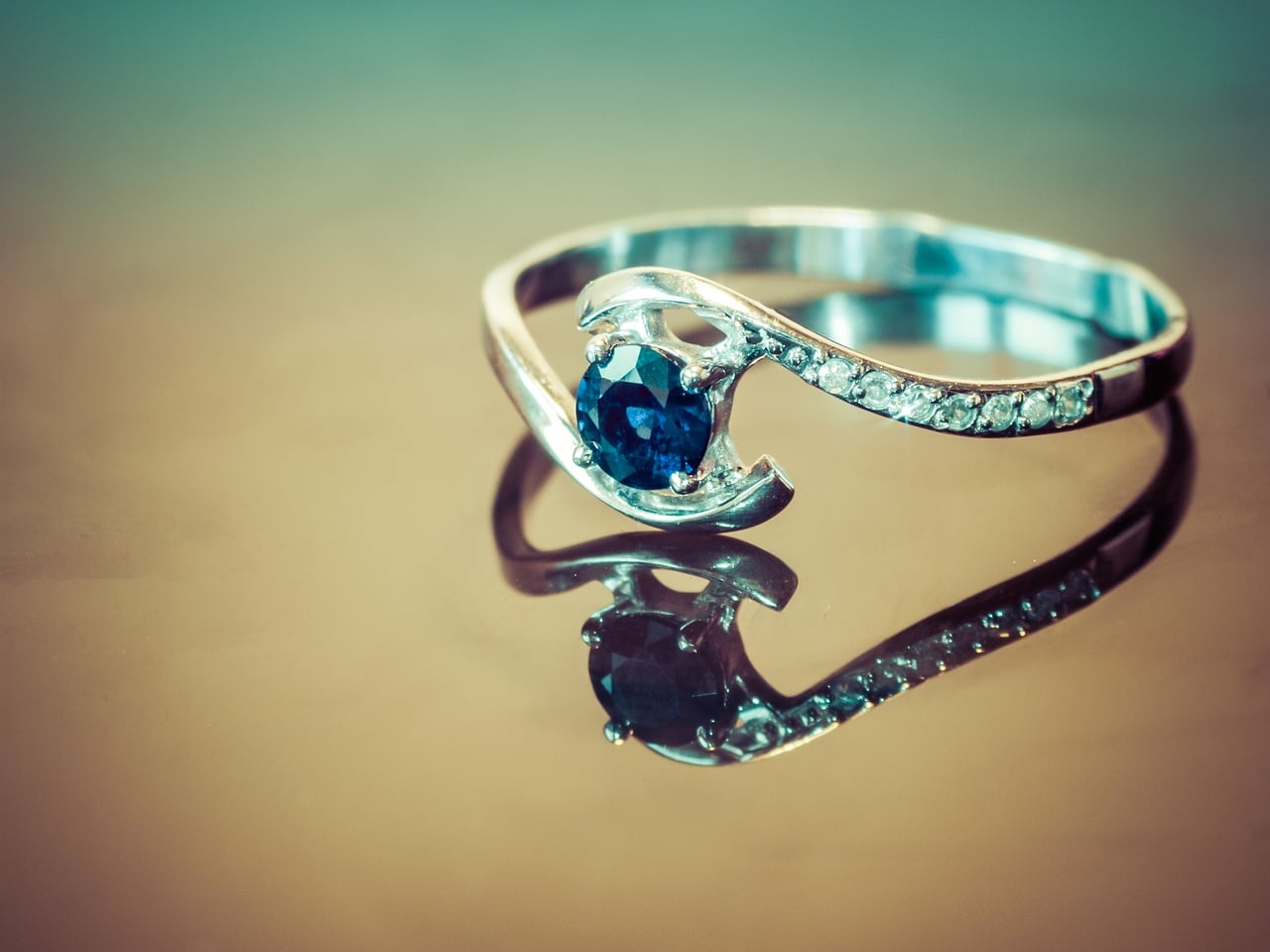 Buying Sapphire Tips Header Image