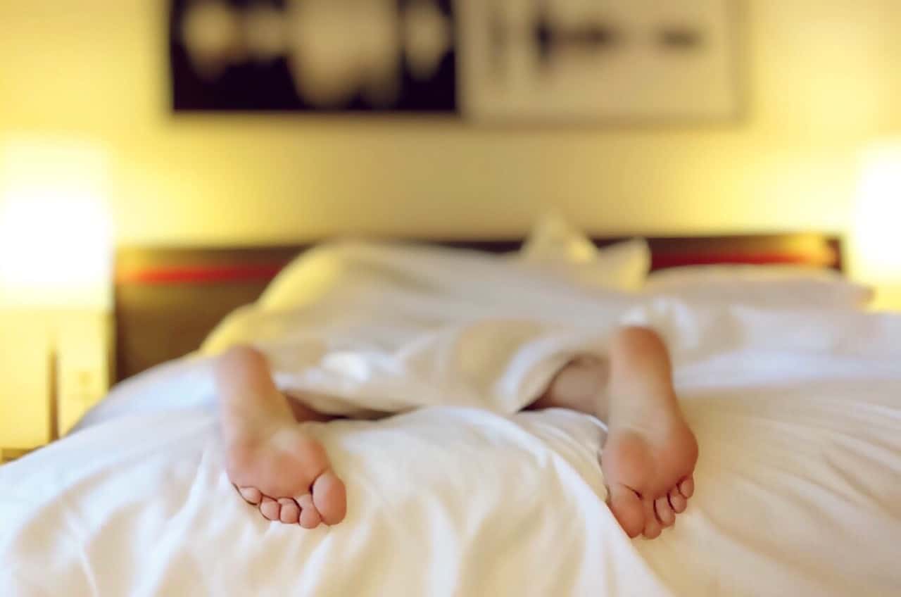 10 Tips Improve Sleep Header Image