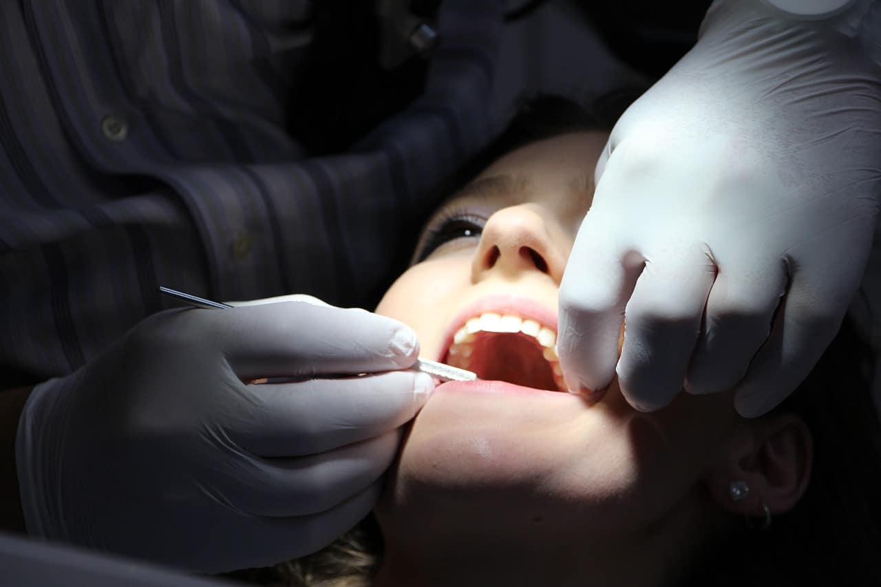 5 Ways Oral Diseases Header Image