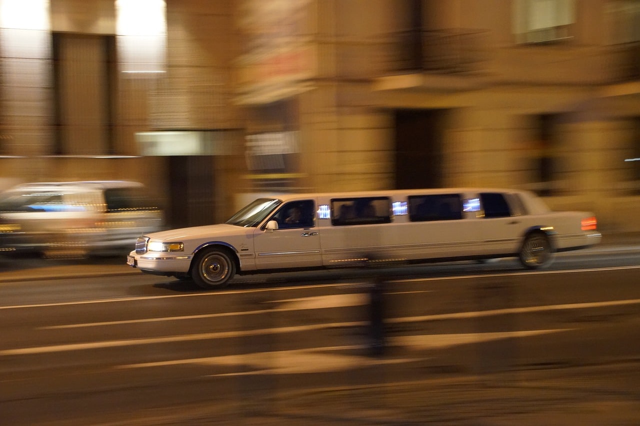 Hiring Party Bus Limo Header Image