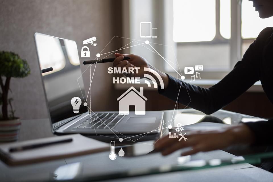 Smart Home Essentials 2019 Header Image