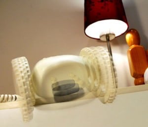 clocky-run-away-alarm-clock_alt5