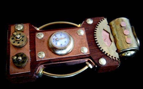 Steam Punk USB Dtive Inspired By A Narrow Bridge Sign