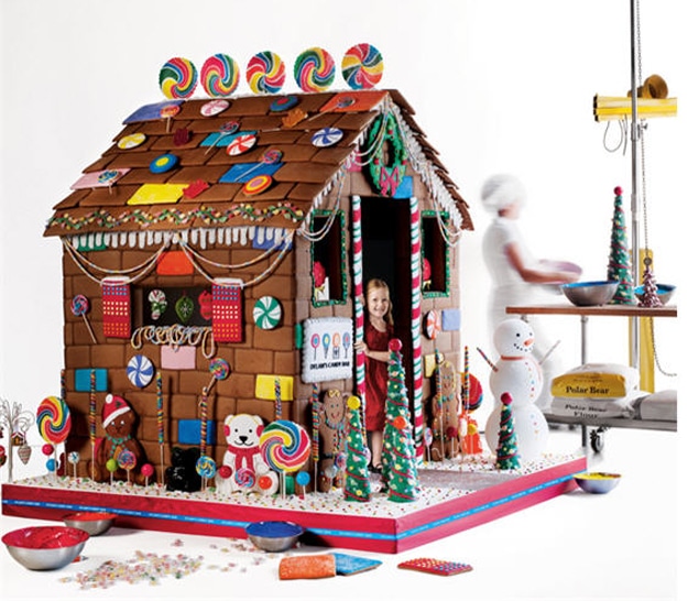 Holiday Gift Idea: $15,000 Edible Gingerbread House | Bit Rebels