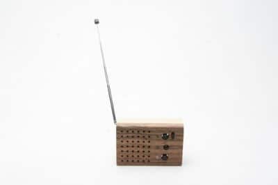 Motz Tiny Wooden Power Speaker