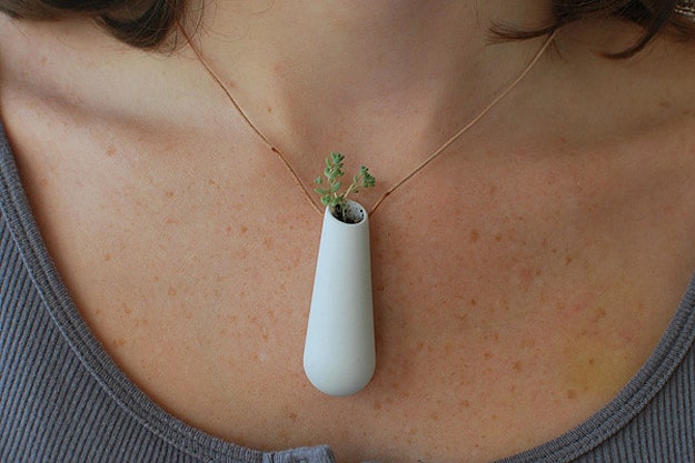 Plant Wearable Planter Necklace Fashion Wear Planter With Plant