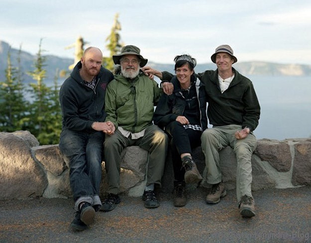 Touching Stranger Photography Project Complete Strangers Touch For Photograph