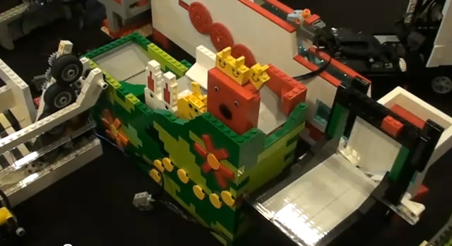 Extreme Ball Contraption Lego Build