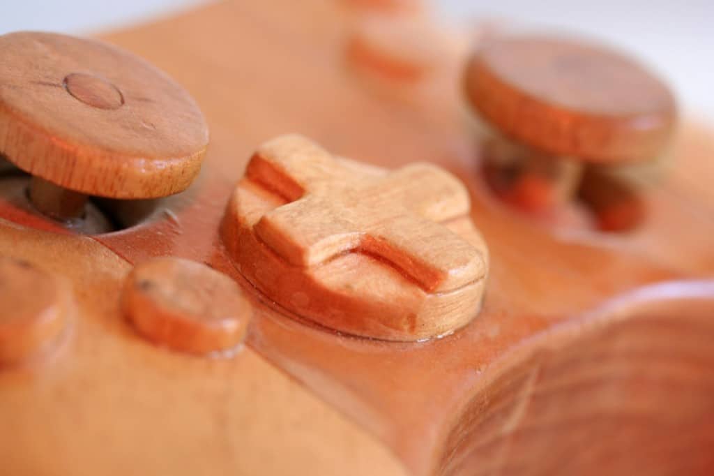 Wooden XBox Console Sculpture Design