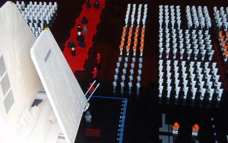 Epic Lego Star Wars Arrival
