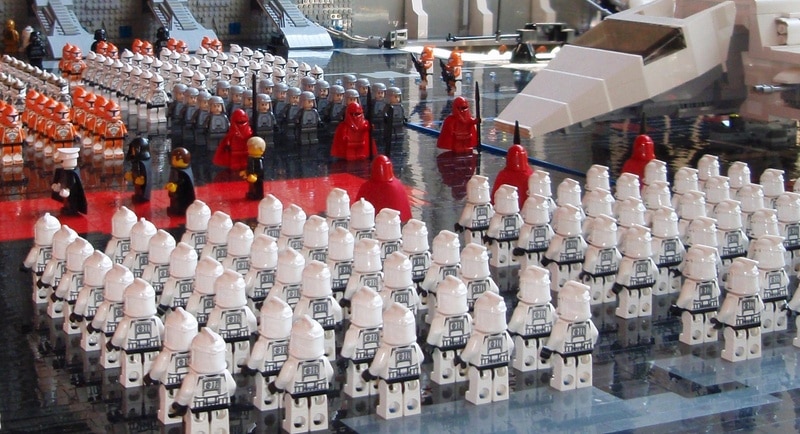 Epic Lego Star Wars Arrival
