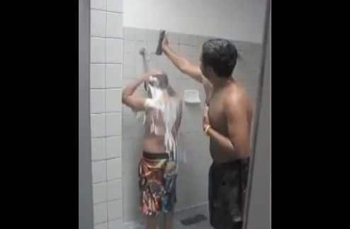 Never Ending Shower Schampoo Prank Never Ending Shower Schampoo Prank