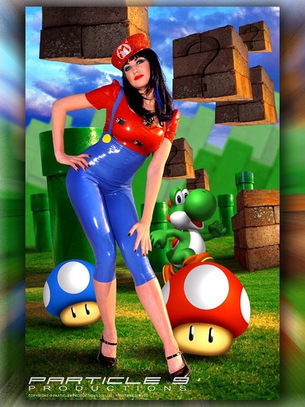 Nintendo Mario Girl Geek Costume