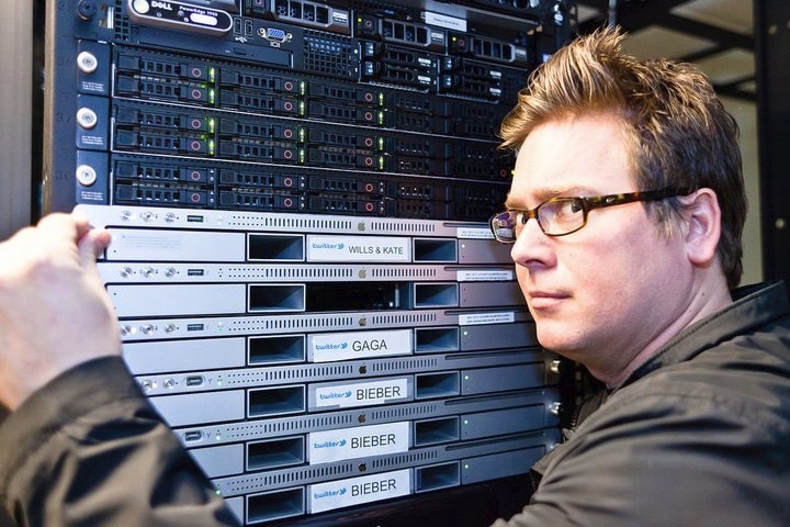 Space Takers On Twitter Service Space Takers On Twitter Service