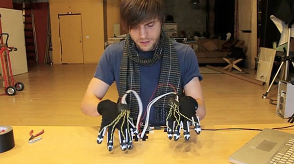 Piano Playing Electronic Gloves