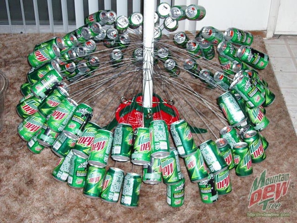 A Holiday Classic: Christmas Tree Made From 400 Mountain Dew Cans | Bit Rebels