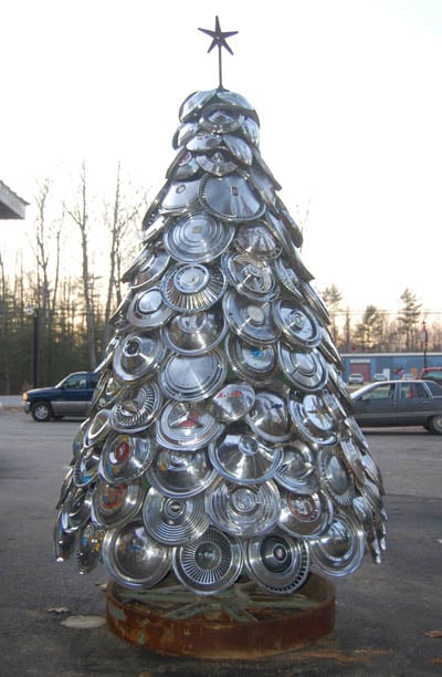 The Hubcap Christmas Tree Build