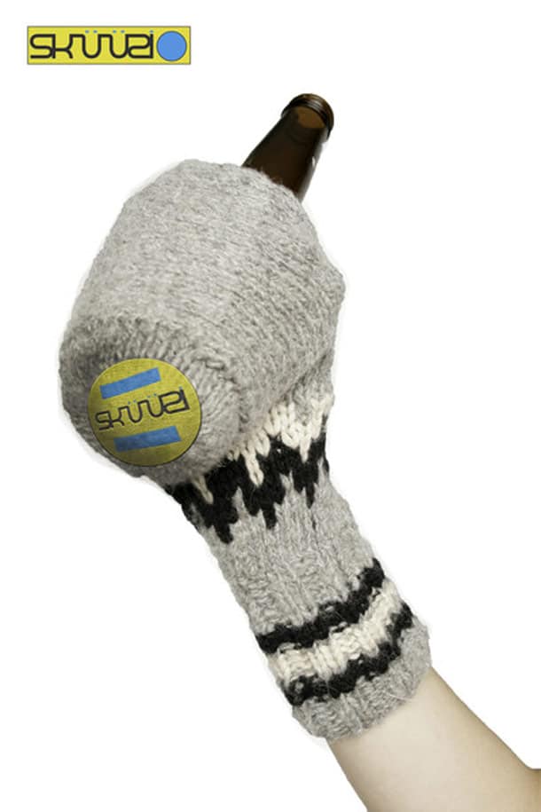 The Skuuzi Beer Party Glove