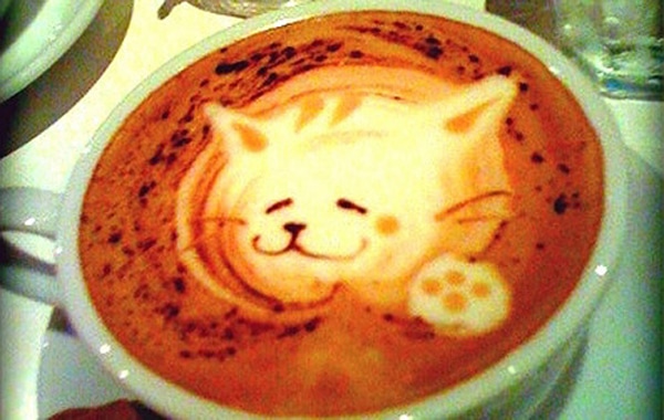 Latte Kitty Coffee Art