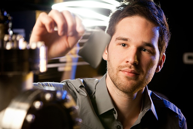 Charge-Phone-With-Butt-Image