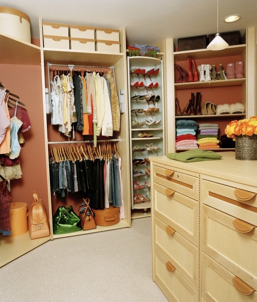 Dream-Walk-In-Closet Home Decorating Huge Closets