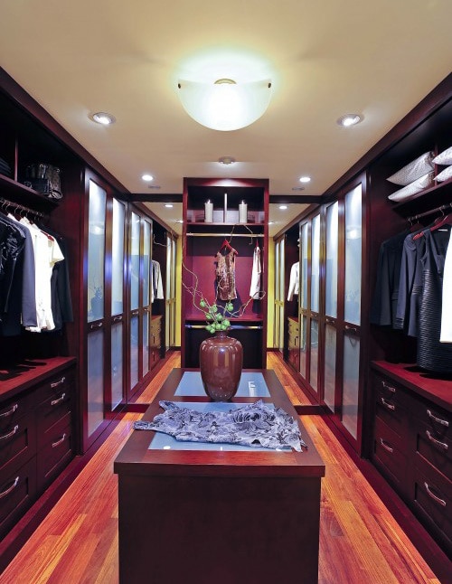 Dream-Walk-In-Closet Home Interior Closet Decorating