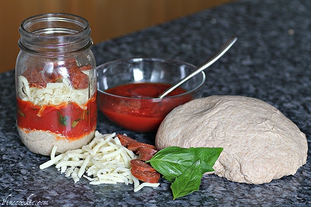 Pizza-In-A-Jar Creative Way To Make Pizza
