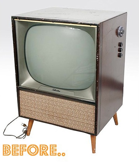 Retro-TV-Bar-Design Old Fashioned Television Set
