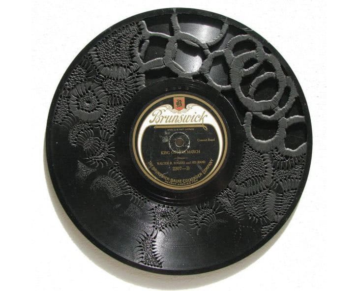 embroidered-crochet-vinyl-records