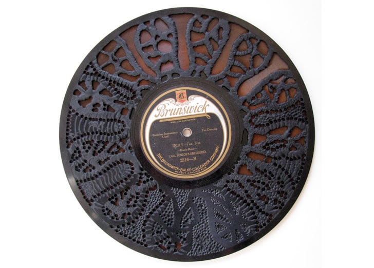 embroidered-crochet-vinyl-records