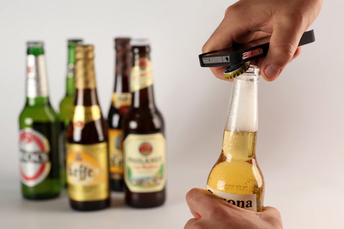 intoxicase-iphone-bottle-opener