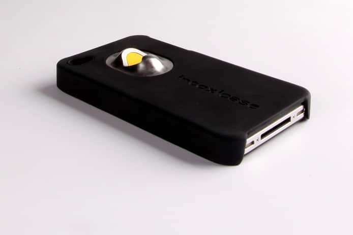 intoxicase-iphone-bottle-opener