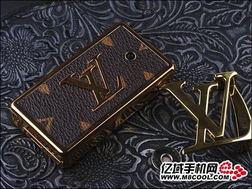louis-vuitton-belt-buckle-phone louis-vuitton-belt-buckle-phone