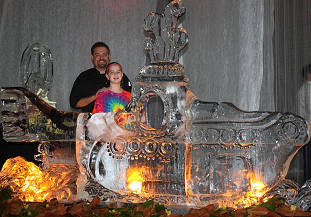 ship underwater lighted centerpiece