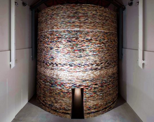 kren-book-building-concept