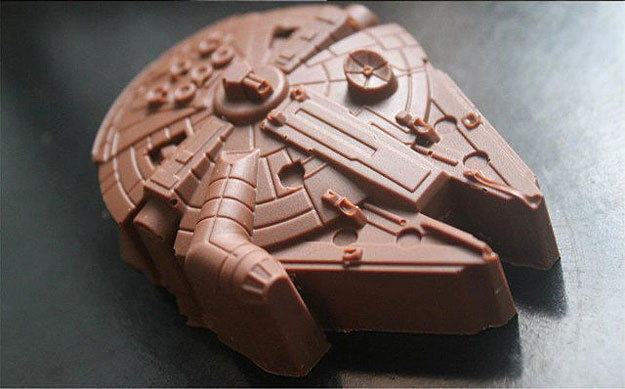 millenium-falcon-chocolate-bar