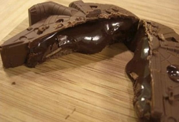 millenium-falcon-chocolate-bar