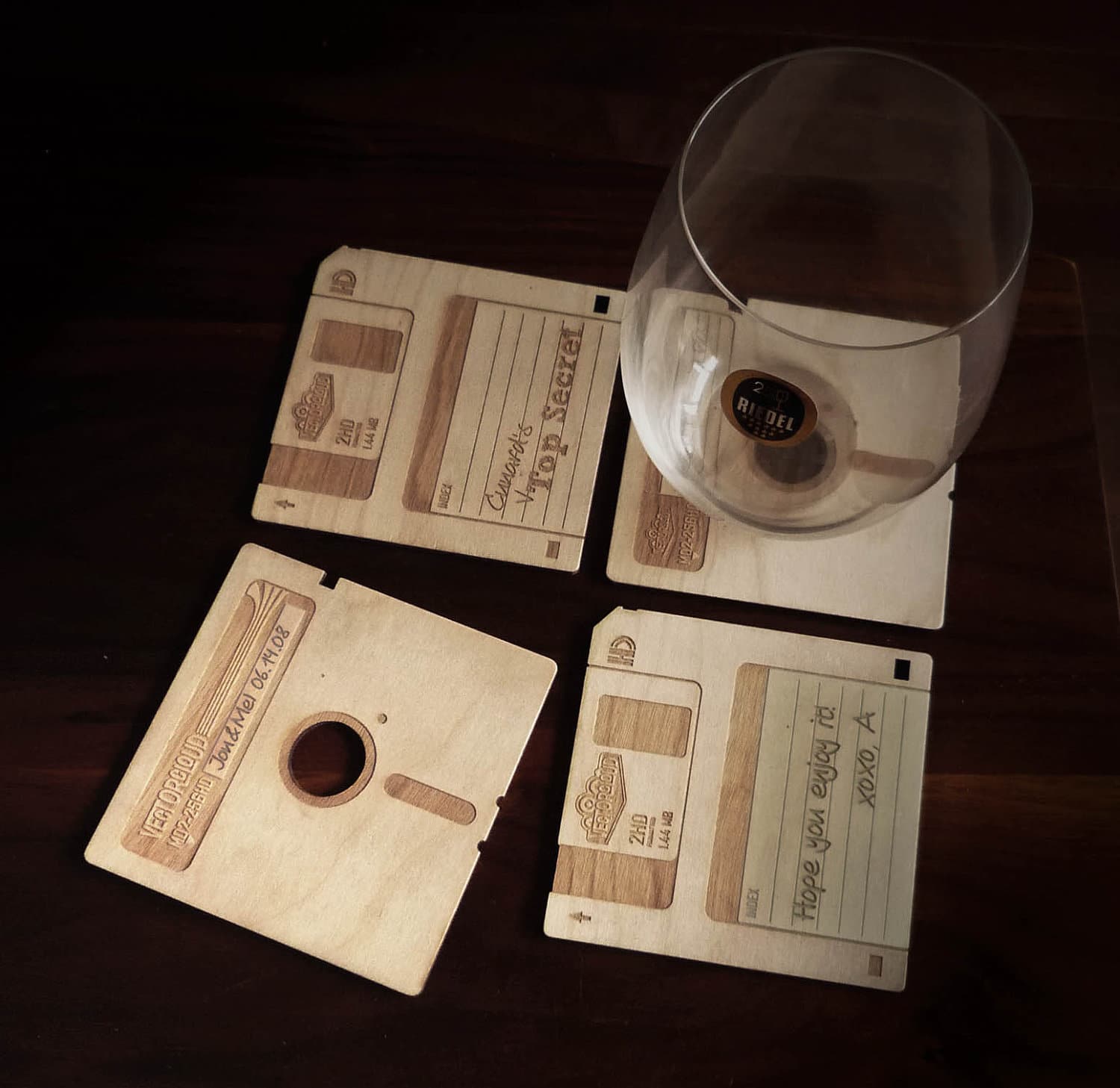 retrofied-wooden-diskette-coasters