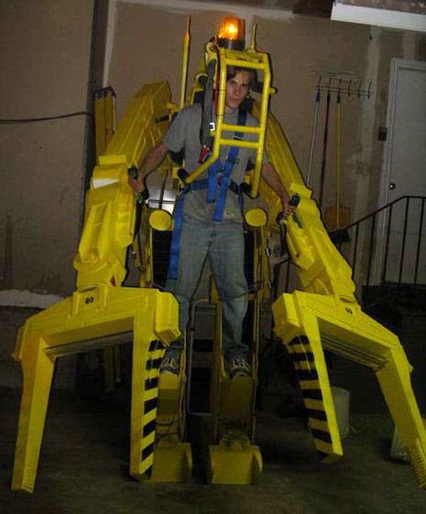 extreme-cosplay-costume-design