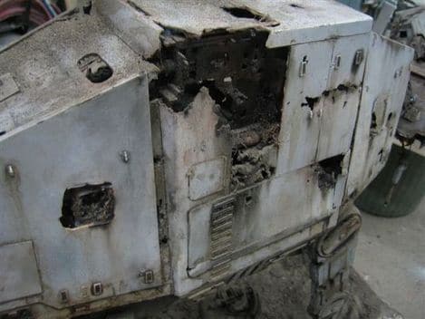 abandoned-at-at-refuge abandoned-at-at-refuge