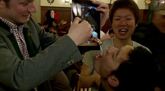 iPad-That-Dispenses-Beer iPad-That-Dispenses-Beer