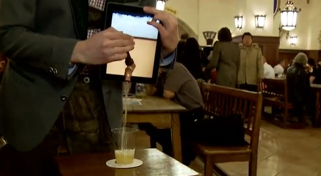 iPad-That-Gives-Out-Beer iPad-That-Gives-Out-Beer