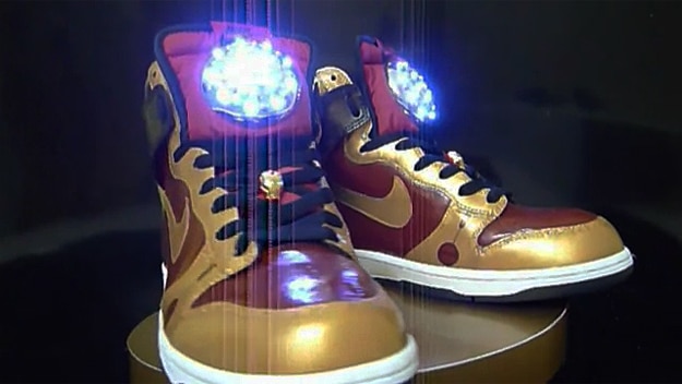 iron-man-dunk-sneakers iron-man-dunk-sneakers