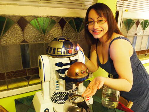 R2-D2 Custom Coffee Maker Doubles Up The Smiles