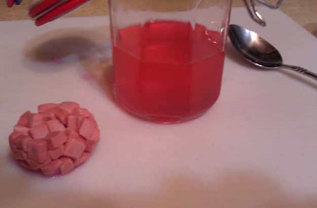 vodka-spiked-bubble-gum vodka-spiked-bubble-gum