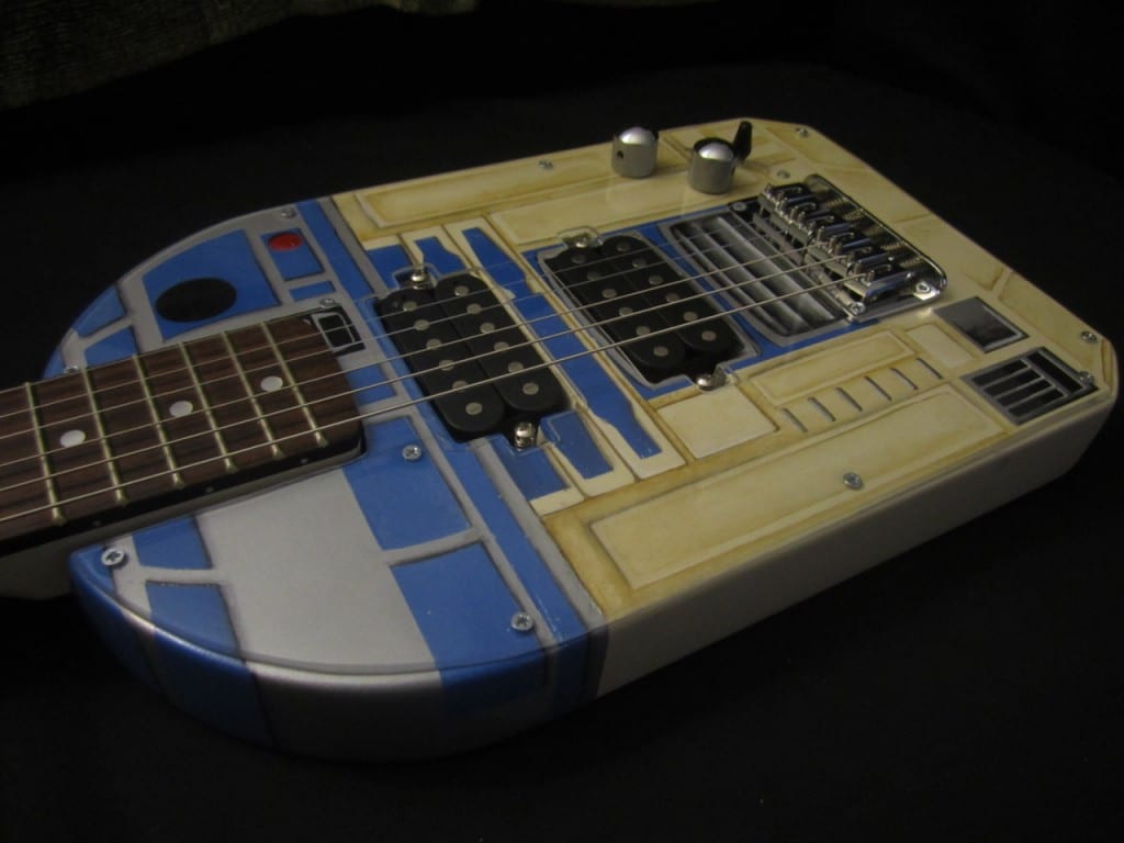 r2-d2-guitar-build