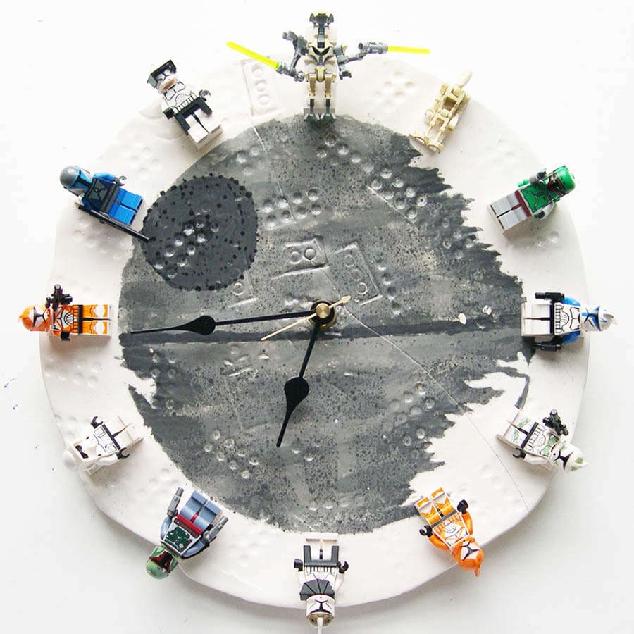 DIY-Star-Wars-Clock