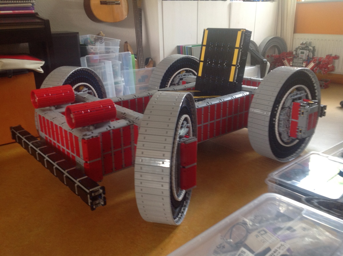 life-size-lego-car life-size-lego-car