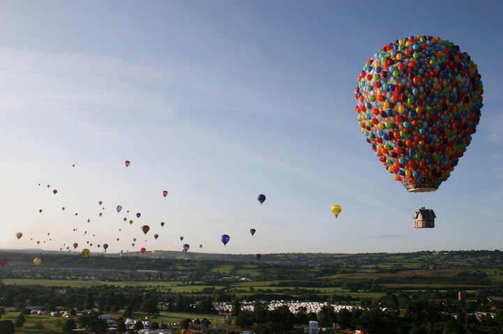 Up-Hot-Air-Balloon Up-Hot-Air-Balloon